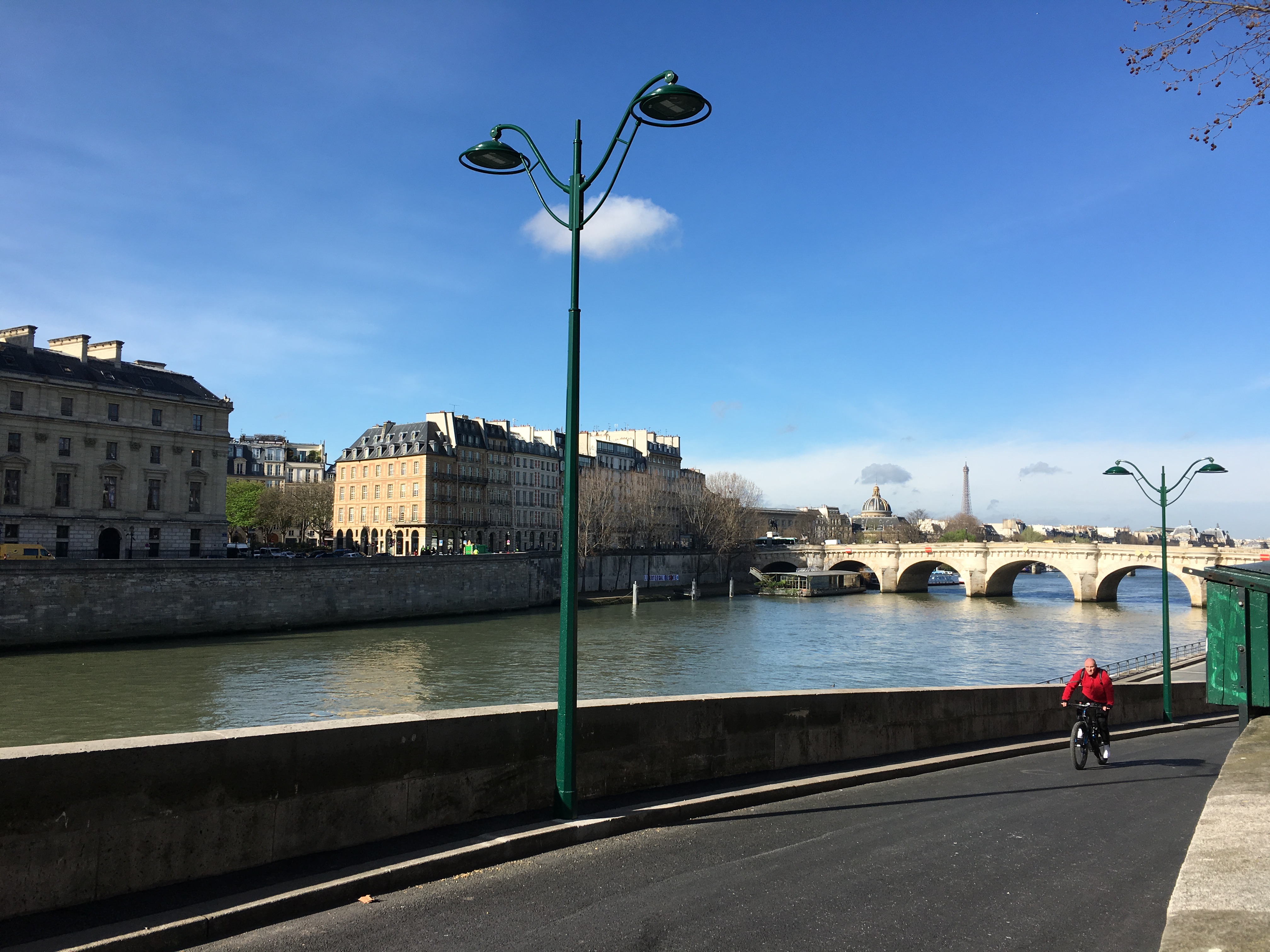 E0567BE3-E03F-4A46-B10A-F0668FDB4644